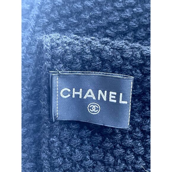Chanel Navy Blue Knit Scarf With Pink Logo Embroidery Womens Winter Accessory - Picture 9 of 9